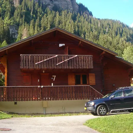 Spacious Comfortable Close To The Lifts For 8 Persons Chalet *