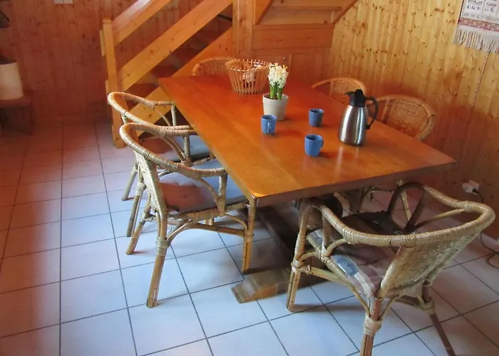 Spacious Comfortable Close To The Lifts For 8 Persons *
