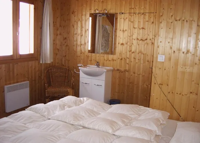 Chalet Spacious Comfortable Close To The Lifts For 8 Persons Châtel